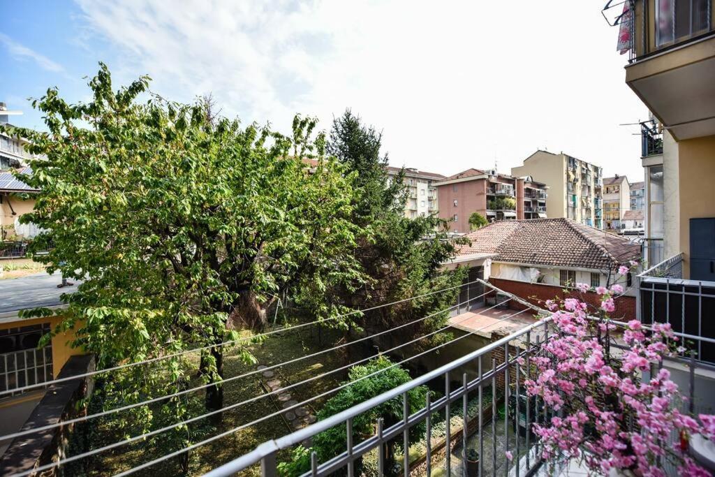 Benvenuti Casa Leo - Elegante Appartamento Torino Dış mekan fotoğraf