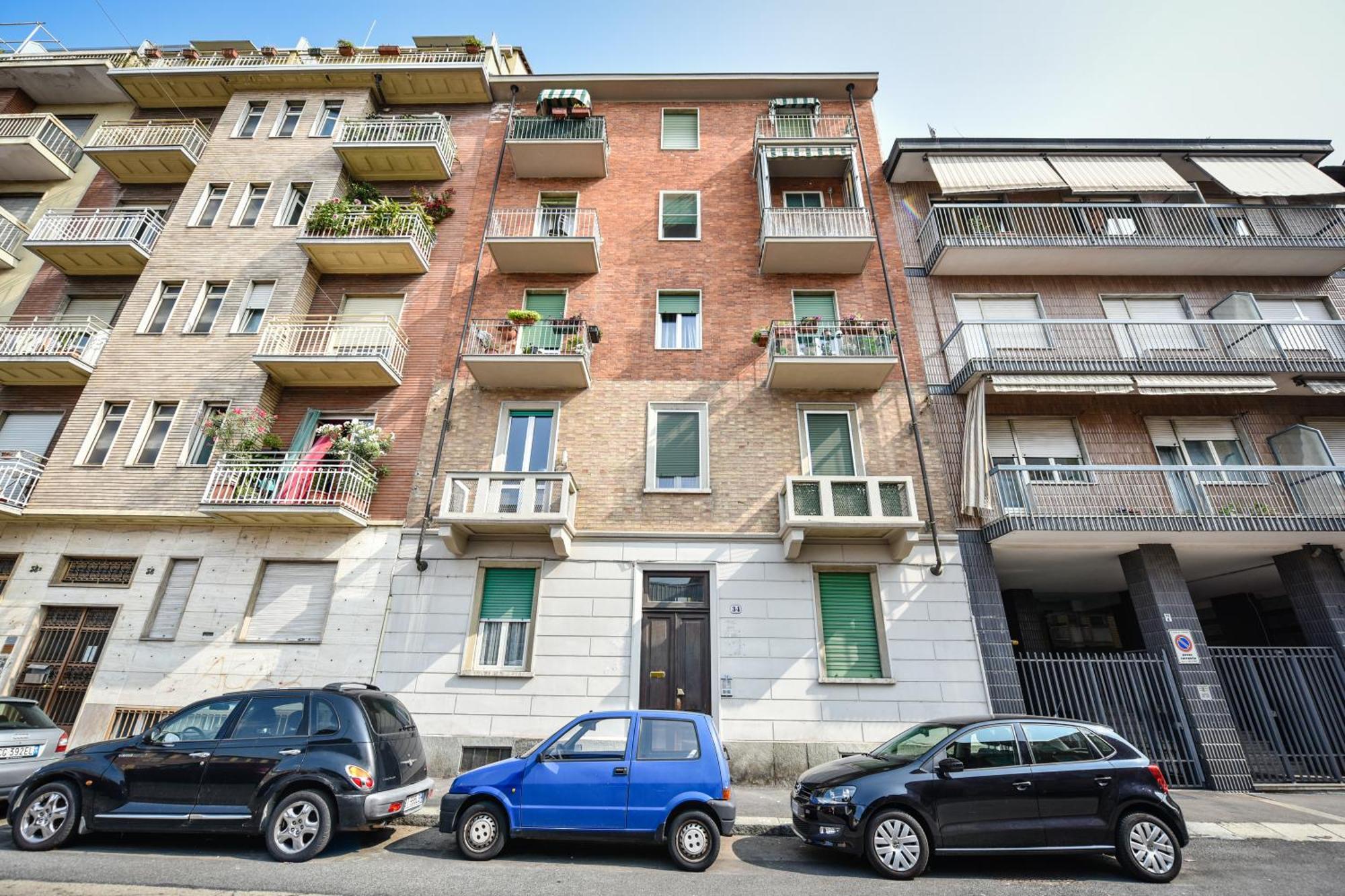 Benvenuti Casa Leo - Elegante Appartamento Torino Dış mekan fotoğraf