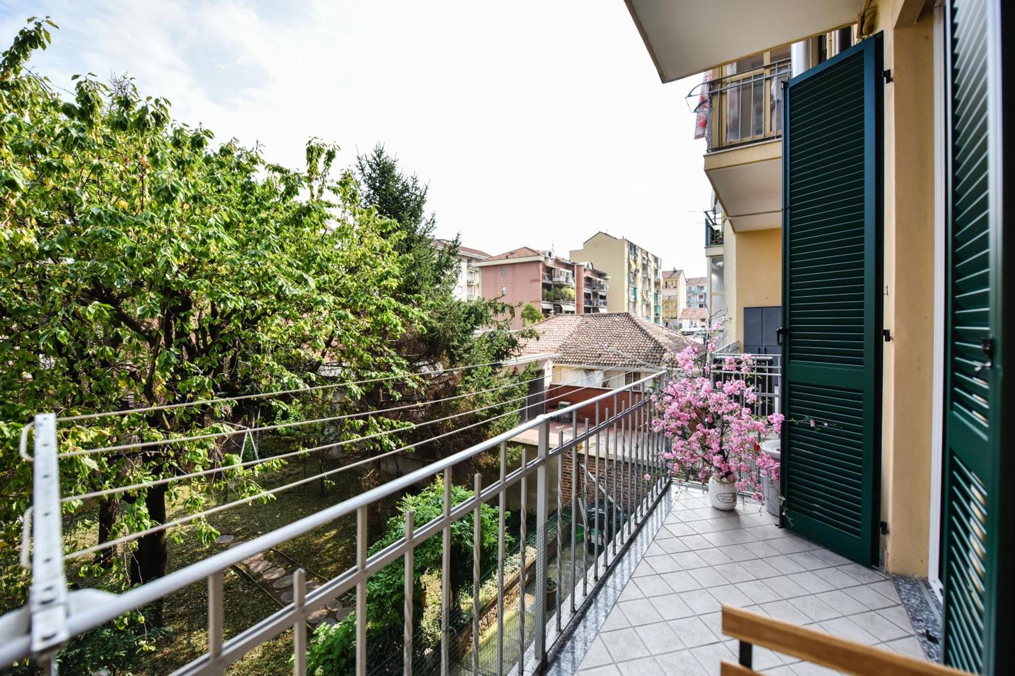 Benvenuti Casa Leo - Elegante Appartamento Torino Dış mekan fotoğraf